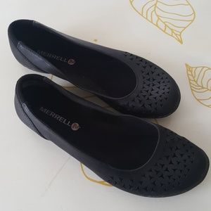Merrell slip on flat